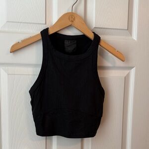 lululemon Women's Crop Top